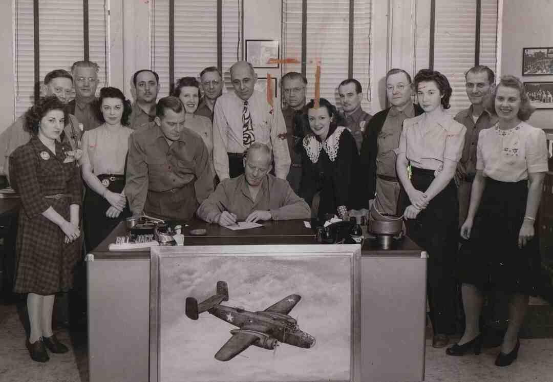 Bill Jack and Workers, Jan. 1943