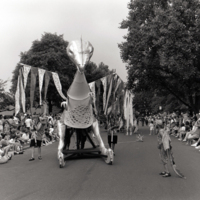 Spectators and Float, 1995